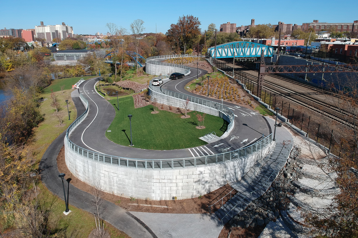 Bronx River Greenway/Starlight Park